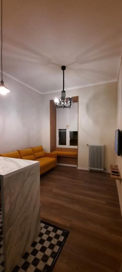 V.I.P Apartments Dominikanos Лвив Екстериор снимка